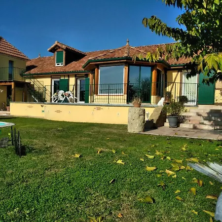 Bed & Breakfast Las Hourques Demu