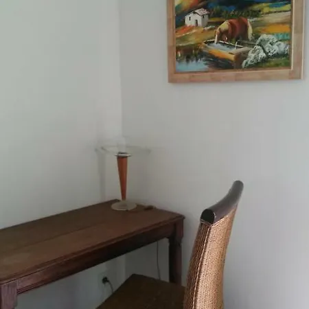 Alojamento de Acomodação e Pequeno-almoço Las Hourques *